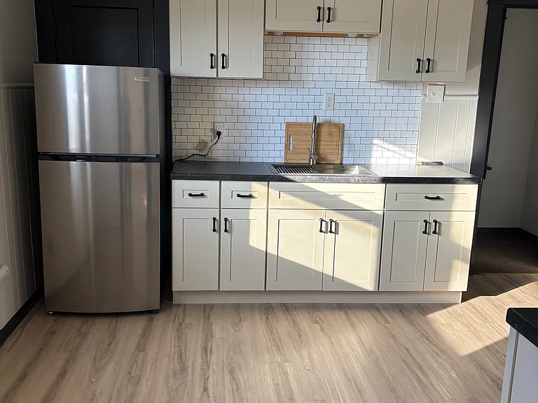 4260 S Park Ave #3 — Photo 1