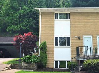 1810 Roundhill Rd, Charleston, WV 25314