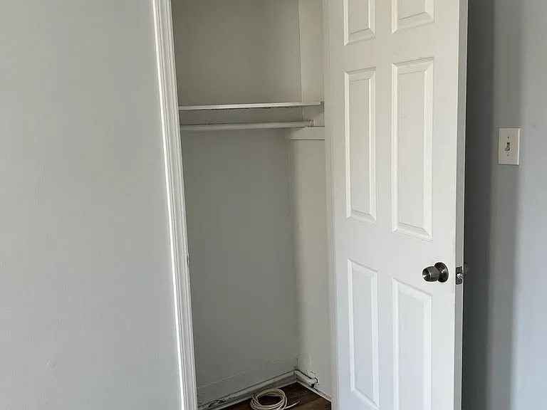 112 Irving St #2L — Photo 9