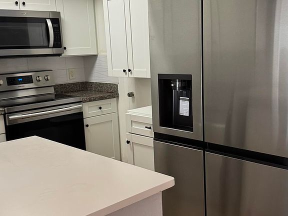 3rd image of 3701 Jackson St APT 409