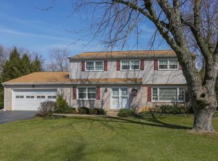 1024 Tracy Rd, Lancaster, PA 17601