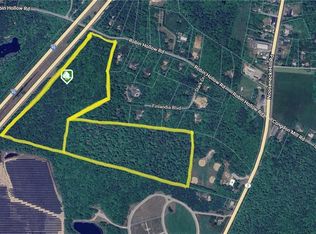 102 Robin Hollow Rd, West Greenwich, RI 02817