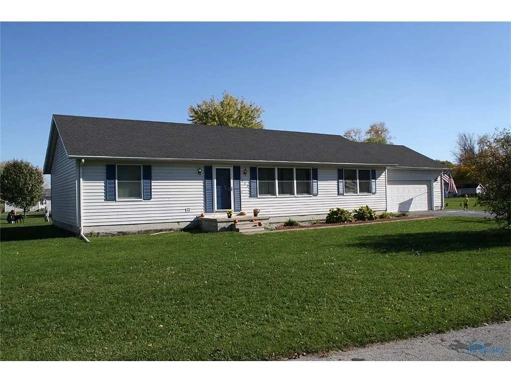 197 Venango St photo 1