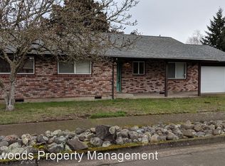 2945 Wingate St, Eugene, OR 97408