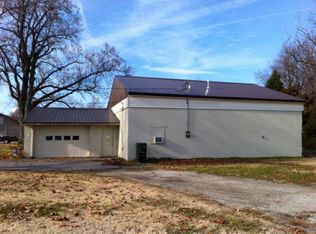 2105 Old Henderson Rd, Owensboro, KY 42301