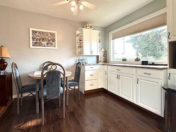 5th image of 4704 E 53rd St