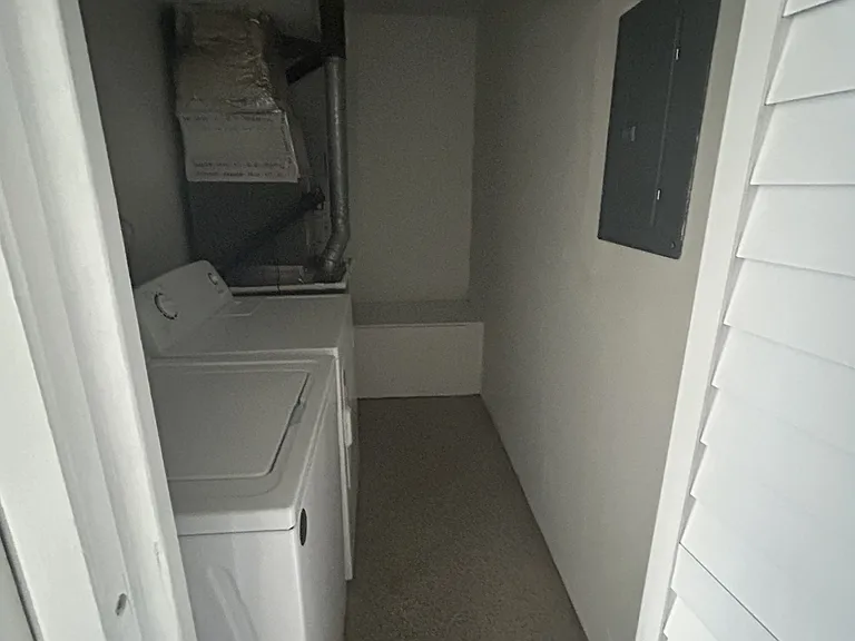 11 N Lake St #2 — Photo 15