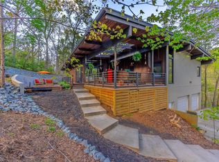 3280 Broadview Dr, Pfafftown, NC 27040