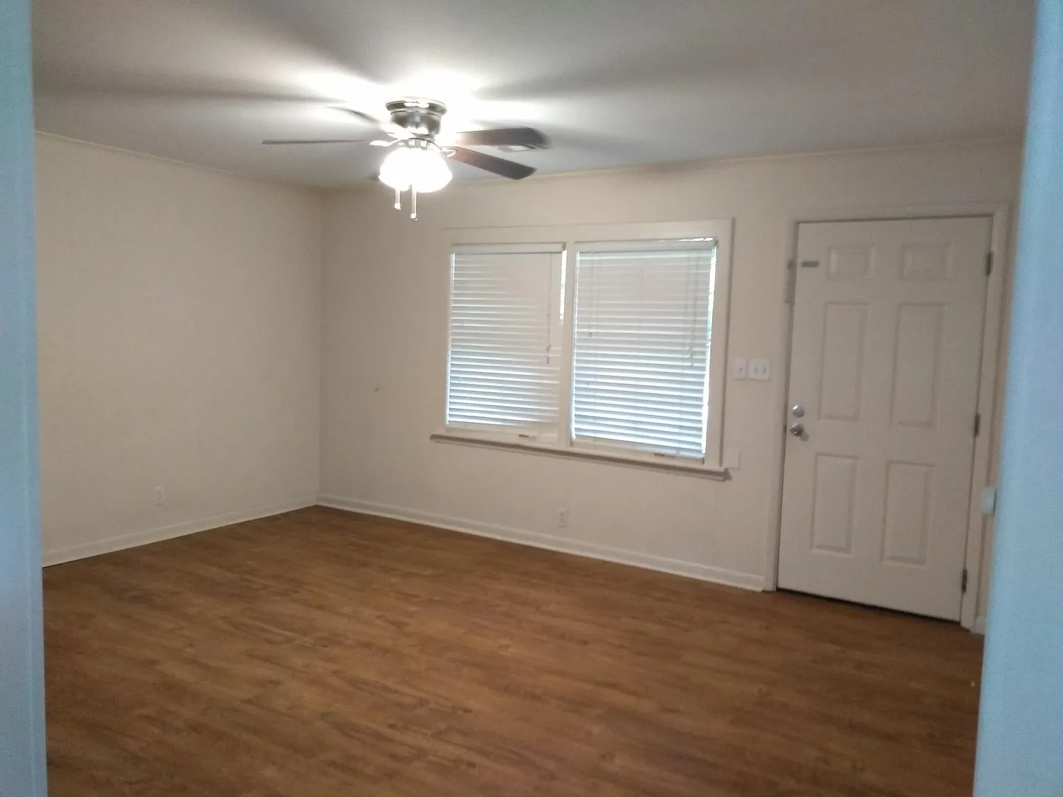 429 Locust St — Photo 2