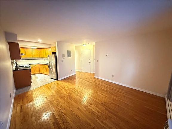 5th image of 1425 Crotona Ave #2