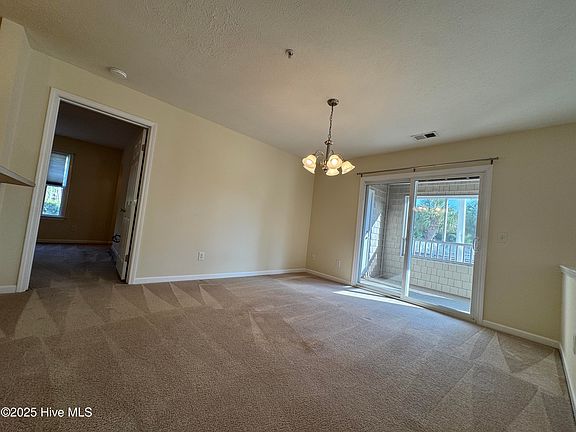 5th image of 633 Spencer Farlow Dr Unit 13