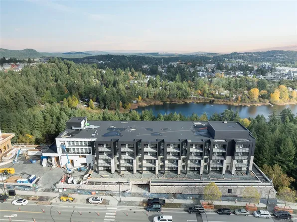2337 Bear Mountain Pkwy #605, Langford, BC V9B 6V1