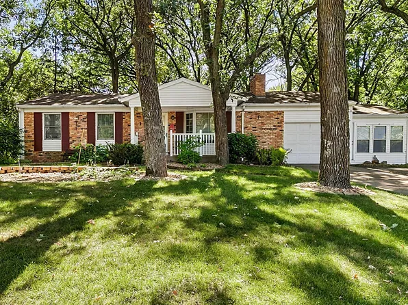 1720 Cherry Ln, Saint Cloud, MN 56304