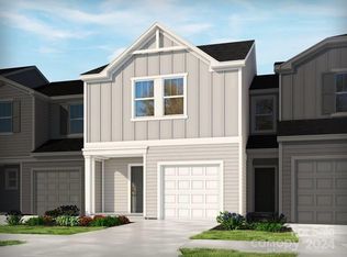 1109 Plumcrest Dr, Charlotte, NC 28216