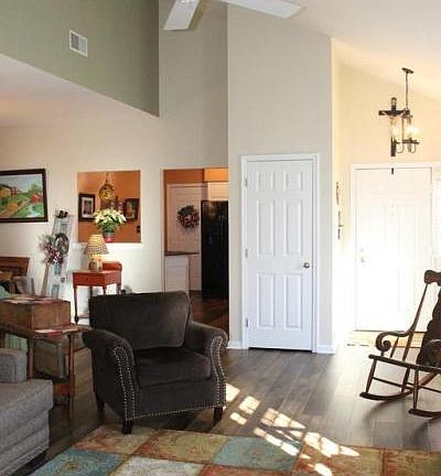 2nd image of 505 School Ln