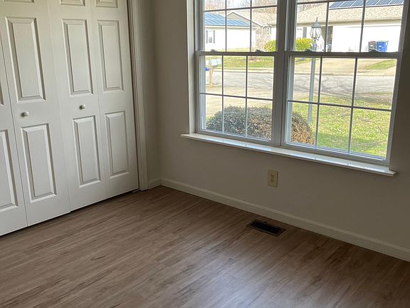 5th image of 4857 Richmond Dr