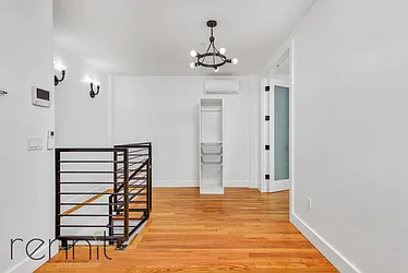 Rented by Rennit Inc.