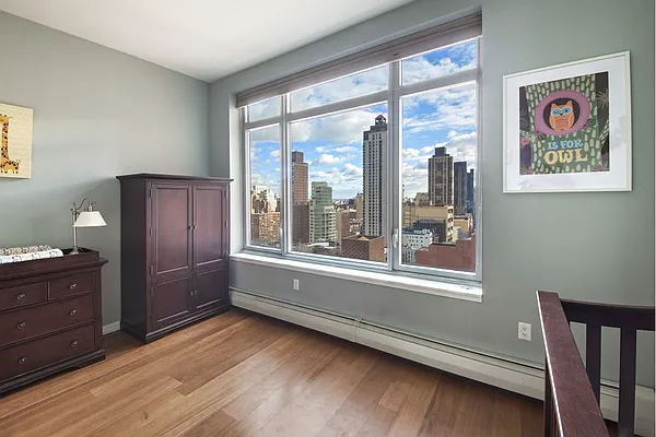 Sold by Stribling | media 5