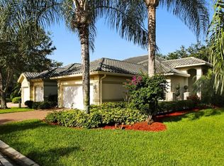 759 Vistana Cir, Naples, FL 34119
