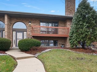 1111 Warner Ave, Lemont, IL
