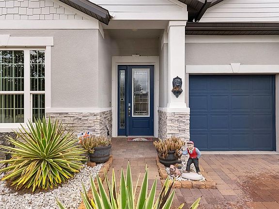 4th image of 203 Messina Pl