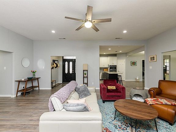 5th image of 5518 Emerald Park Blvd