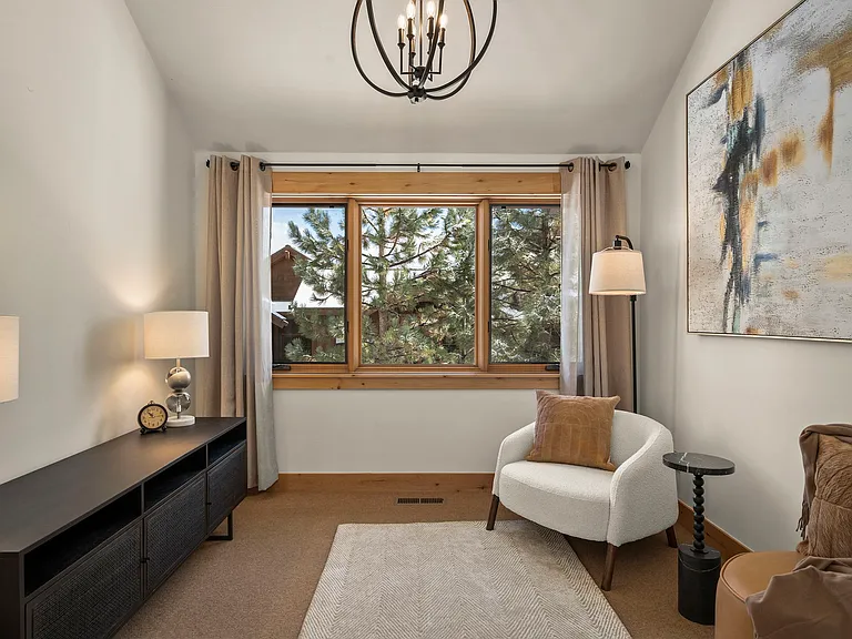 10247 Valmont Trl — Photo 15