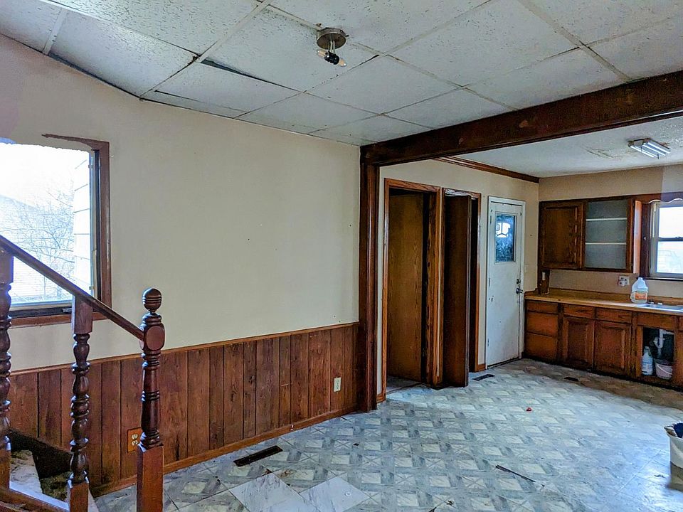 112 S 2nd St, Kiester, MN 56051 MLS 6355546 Zillow