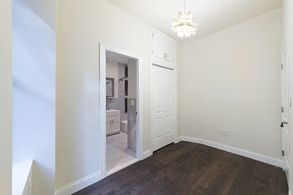 Rented by Sohayegh Enterprises Corp. | media 17