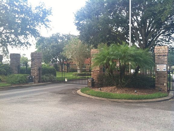 3rd image of 3760 Hunters Isle Dr