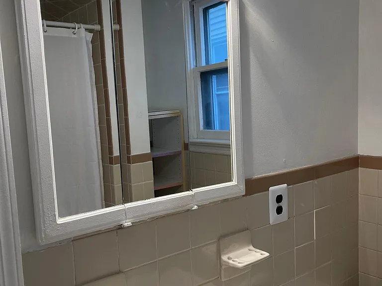 830 Jackson Ave #1B — Photo 10