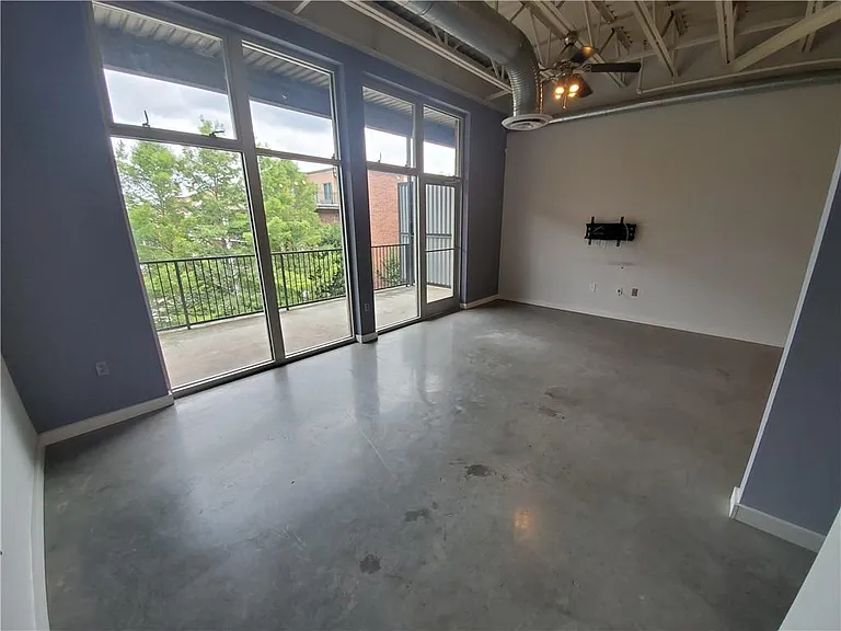 5200 Peachtree Rd #3303 — Photo 16