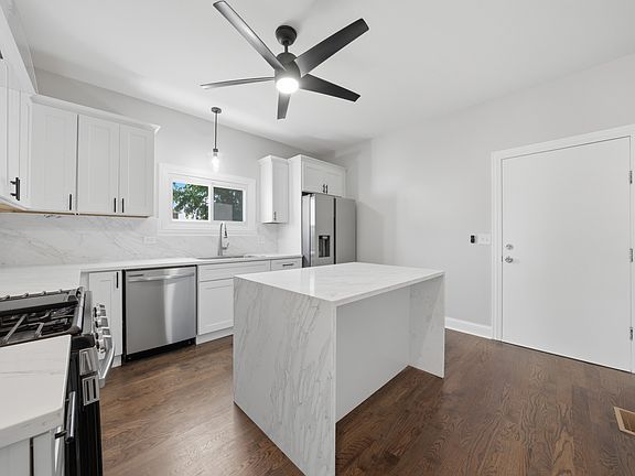 4th image of 1232 Gunderson Ave