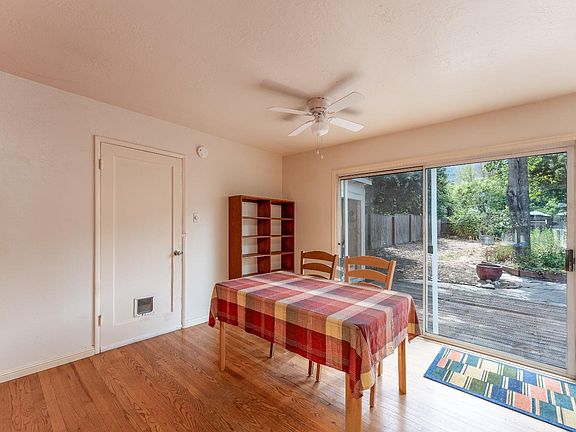 5th image of 267 Gardens Avenue