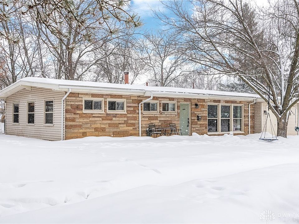 1st image of 935 Fairacres Dr