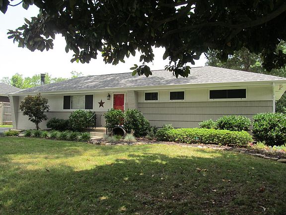 2nd image of 3603 Maiden Dr