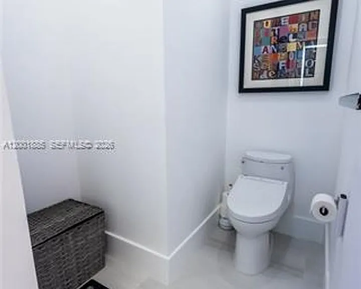 3600 Mystic Pointe Dr #114 — Photo 13