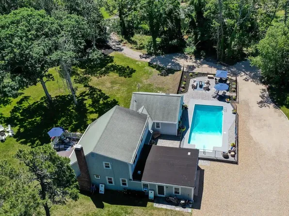 320 Lower County Road, Dennis Port, MA 02639