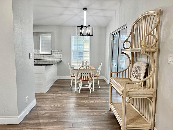 4th image of 4350 SW 13 Avenue