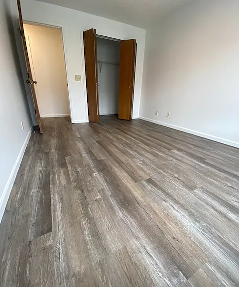 1477 Jackson Ave — Photo 8