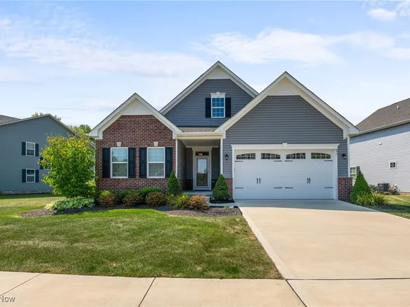 875 Sunrise Cir, Aurora, OH 44202