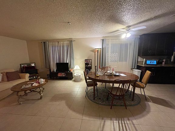 4th image of 819 S Marguerita Ave APT C