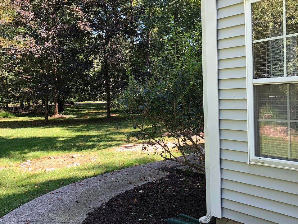 View of side property.