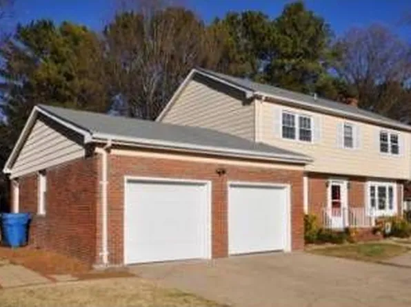 717 Pelham Pl, Virginia Beach, VA 23452