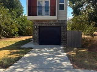 2432 Saint Clair Dr, Dallas, TX 75215