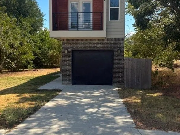 2432 Saint Clair Dr, Dallas, TX 75215