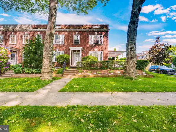 416 Sunset Rd, West Reading, PA 19611