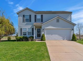 3106 Misty Creek Dr, Swartz Creek, MI 48473