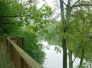 7628 River Rd, Indianapolis, IN 46240