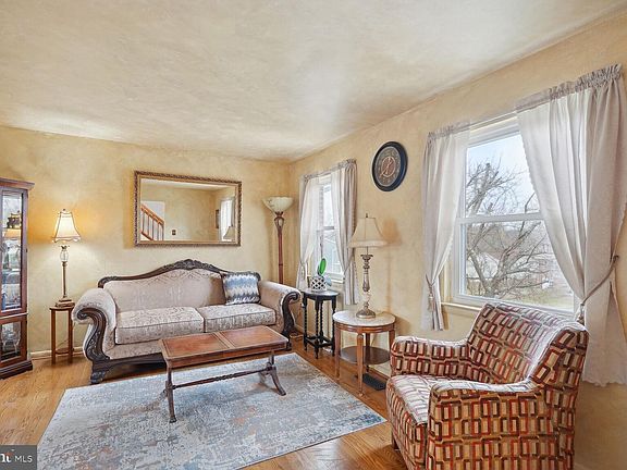 4th image of 13356 Pocono Ct